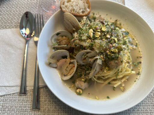 Cooking with Crosby Roamann: Linguine with White Clam Sauce
